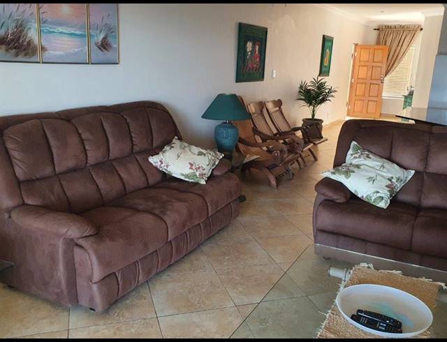 3 BEDROOM APARTMENT FOR SALE IN UVONGO